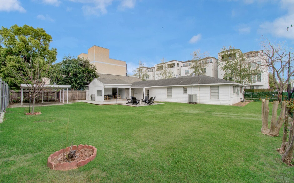 Building Photo - 2103 Radcliffe St