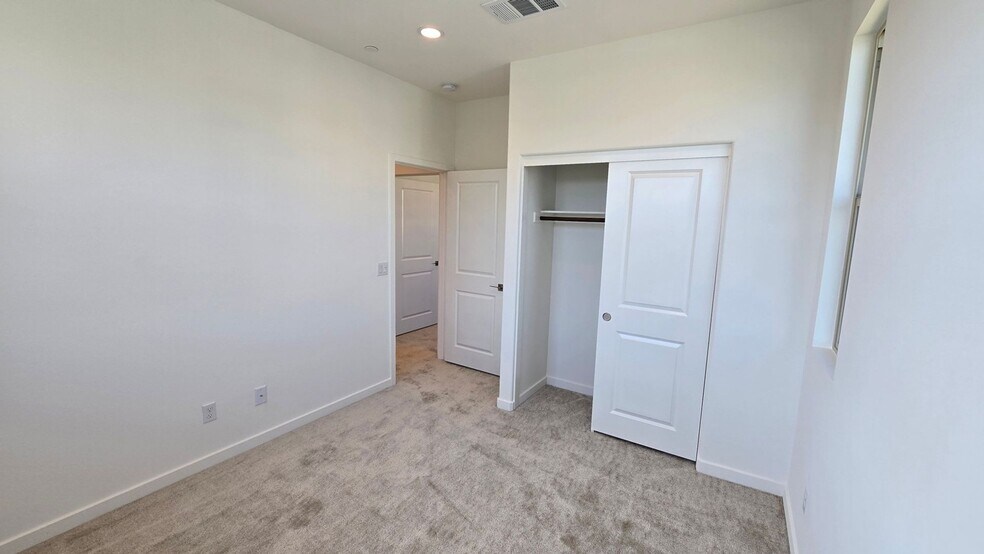 Building Photo - 4370 S Alegre Privado