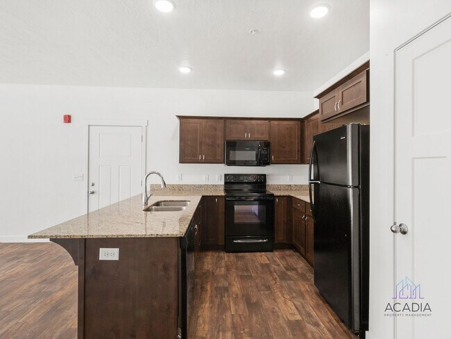 Building Photo - 533 S 850 E