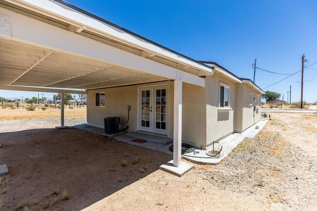 Building Photo - Short Term Furnished Rental!