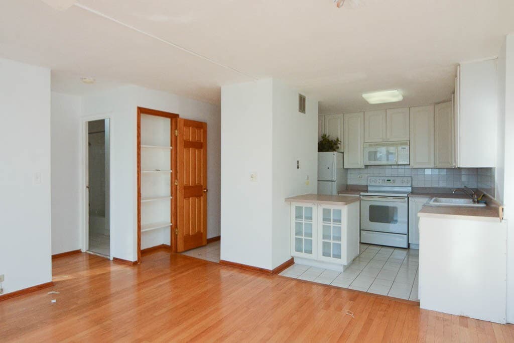 Building Photo - 5100 N Marine Dr