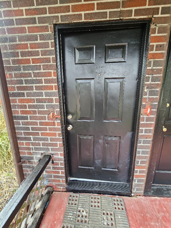 Building Photo - 1609 Spratley St