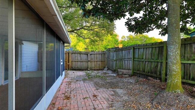 Building Photo - 3816 Pebble Ct