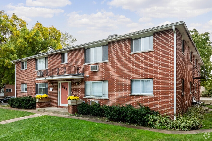 Primary Photo - PMM + MS