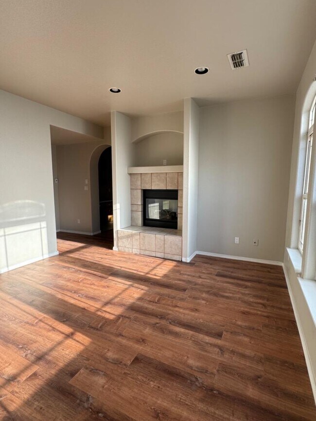 Building Photo - 10459 Chandler Dr NW