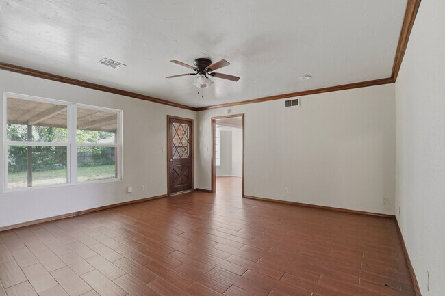 Building Photo - 2404 SW 79th St