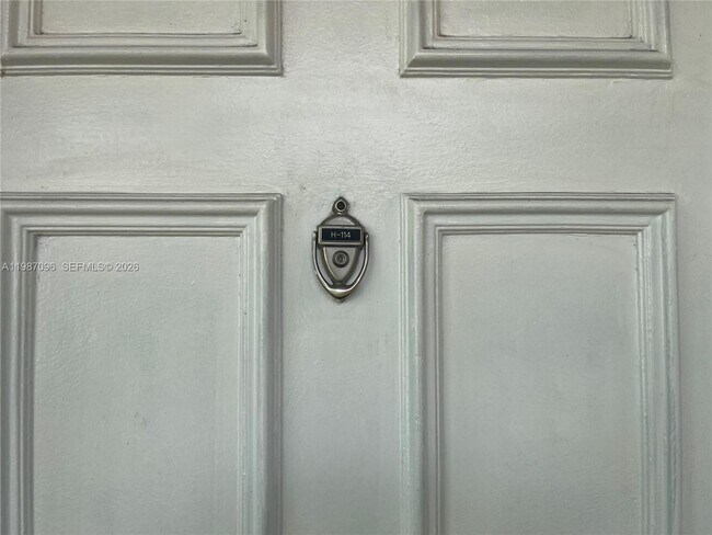 Building Photo - 17255 SW 95th Ave