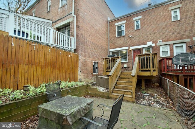 Building Photo - 1365 Talbert Terrace SE