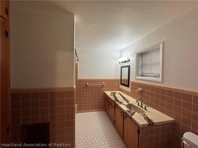 Building Photo - 25 E Street Unit