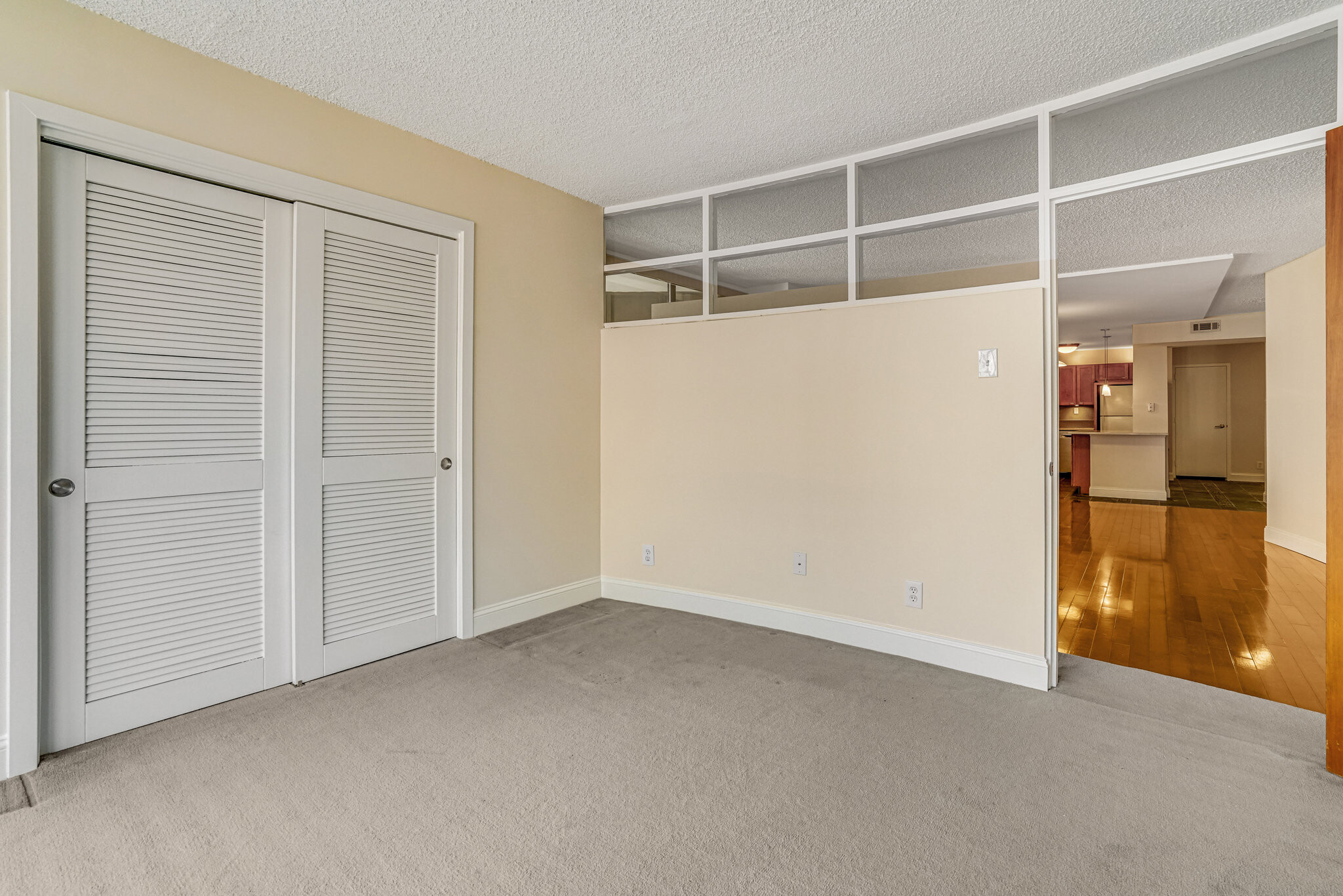 Building Photo - 3800 Fairfax Dr
