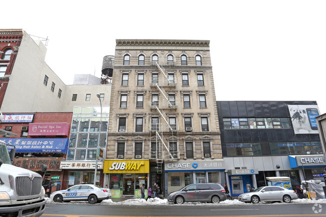 Building Photo - 174 Canal Street