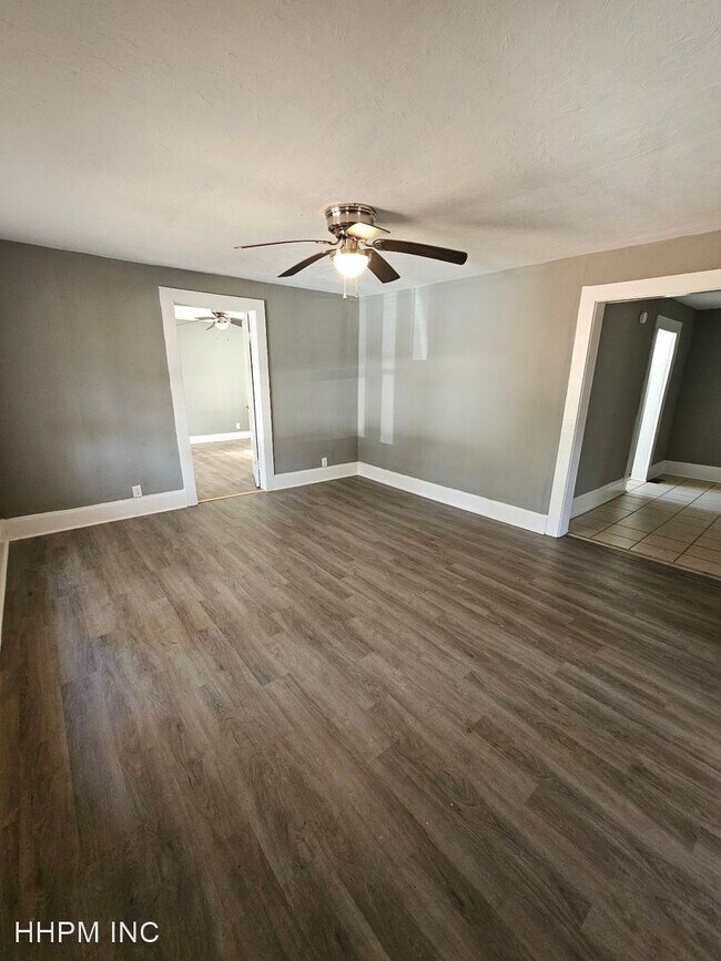 Primary Photo - 3 br, 1 bath House - 211 West Rasch Road