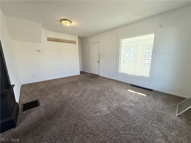 Building Photo - 1433 Kenmore Blvd