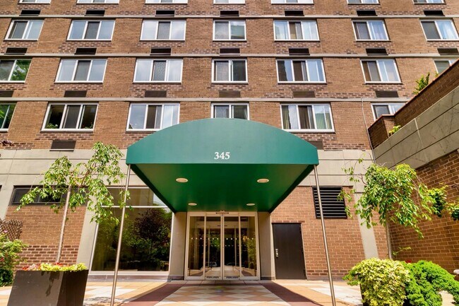 Building Photo - 345 E 93rd St