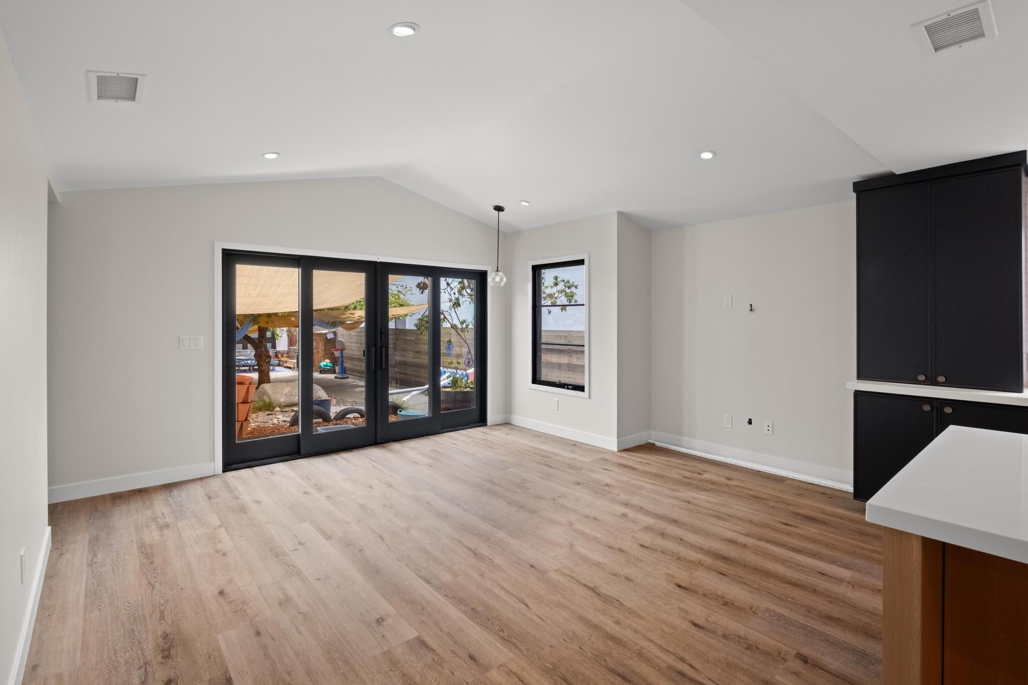 Building Photo - 2726 Andreo Ave