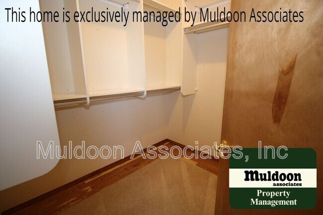 Building Photo - 3389 Magellans Eagle Dr