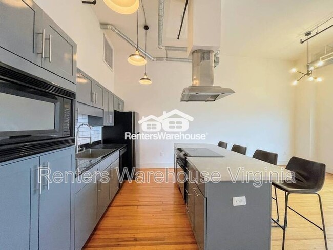 Building Photo - 500 Granby St