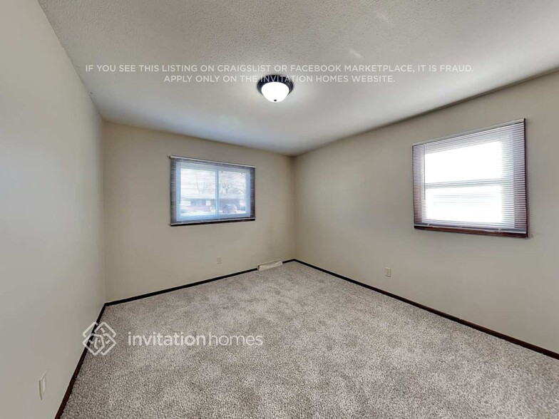 Building Photo - 6109 81st Ave N