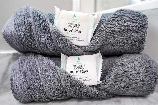 Building Photo - 2531 NE 47th St