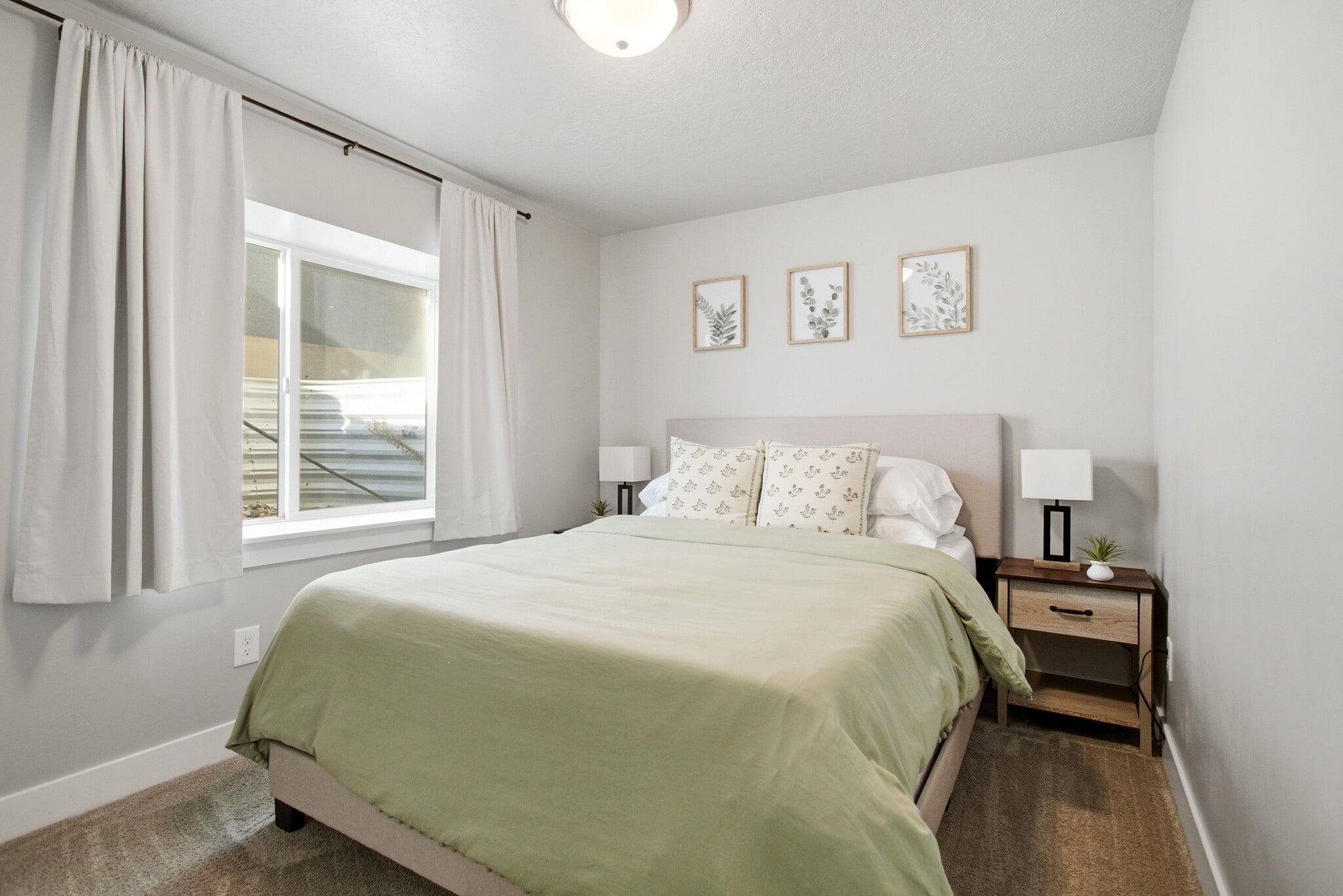 Building Photo - 617 W 4050 N