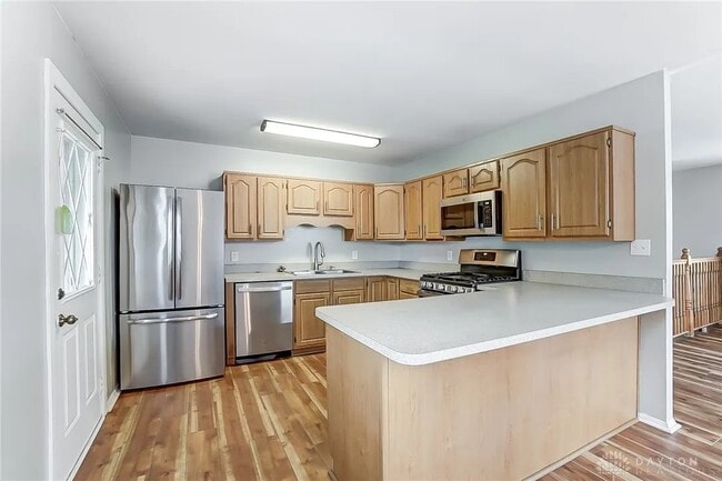 Building Photo - 20 W Funderburg Rd