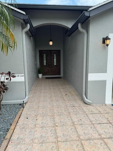 Building Photo - 8965 SW 59th Ct