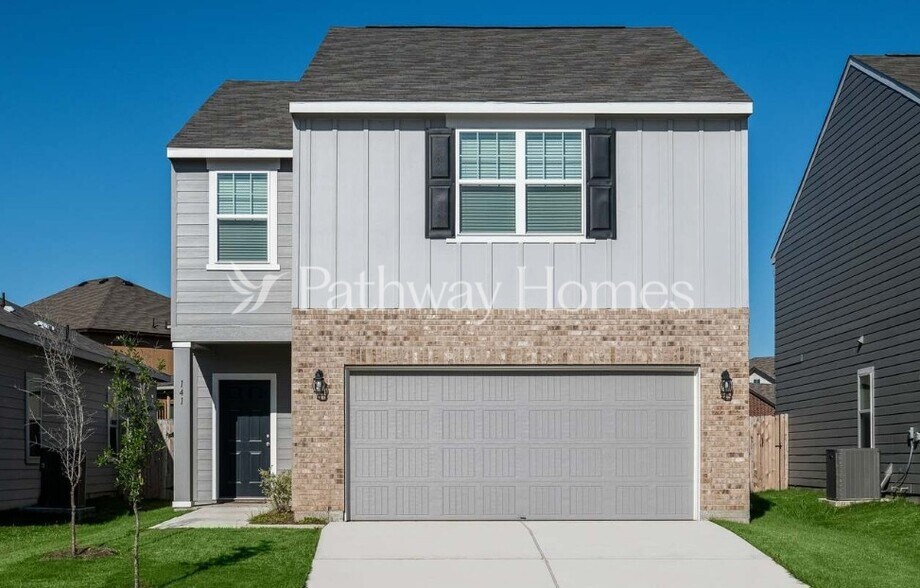 Building Photo - 1070 Large Poppy Dr
