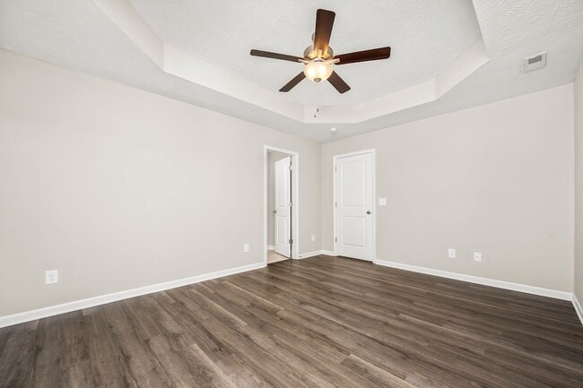 Building Photo - 107 Meadowbrook