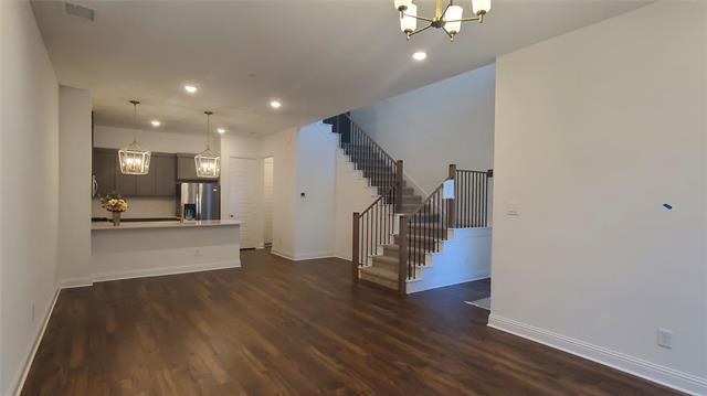 Building Photo - 2530 Campden Mews