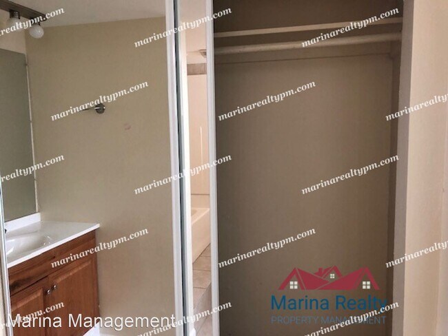 Building Photo - 3 br, 2 bath House - 460 Benicia Rd