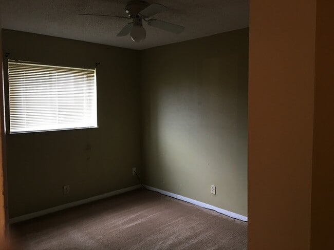Building Photo - 1507 Highland Ave