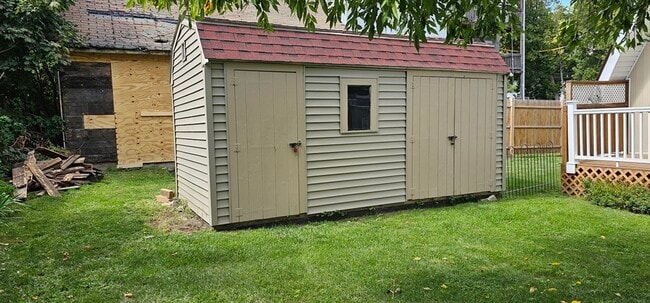 Building Photo - 74 Harrington St