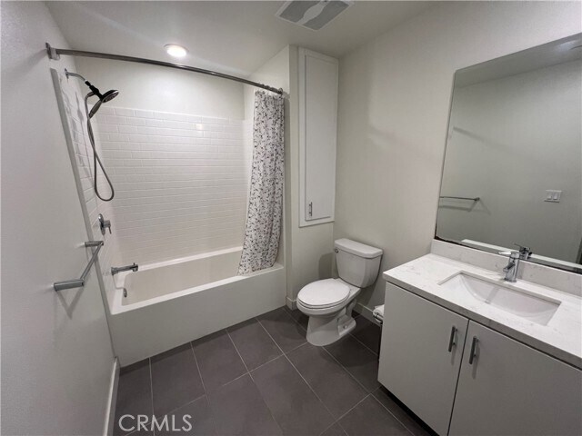 Building Photo - 1402 Nolita