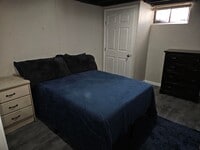 Building Photo - 1 Private Bedroom 1 Shared Bathroom