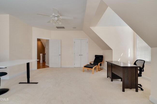 Building Photo - 117 Buckhurst Dr