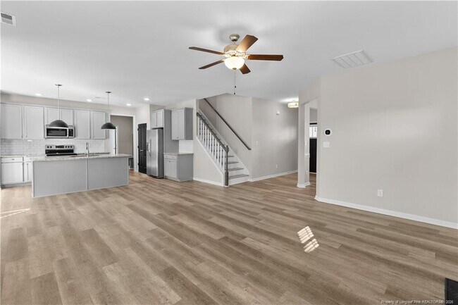 Building Photo - 120 Chatfield Dr.