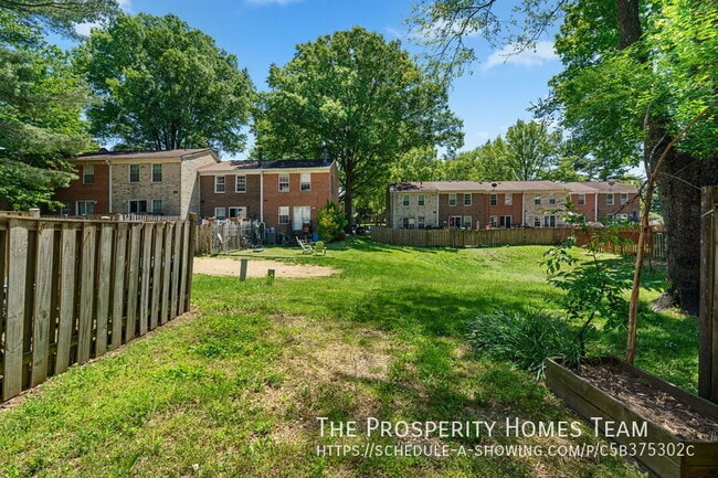 Building Photo - 8774 Tamar Dr