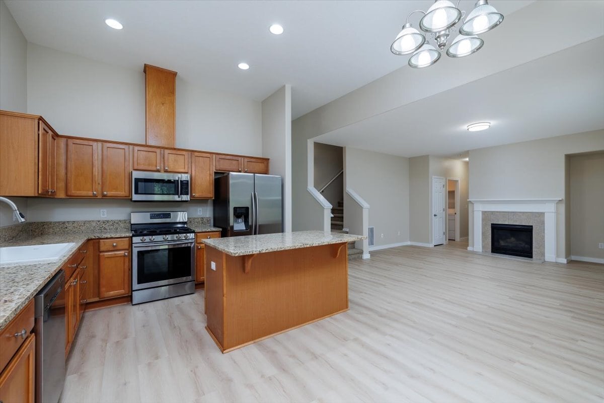 Kitchen w/Family Room - 281 N Royal Oak St