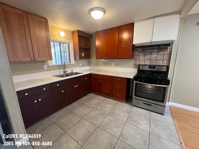 Building Photo - Rosemead 2 Bedroom Home