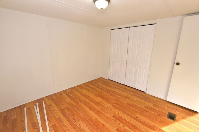 Building Photo - 10059 NC-43