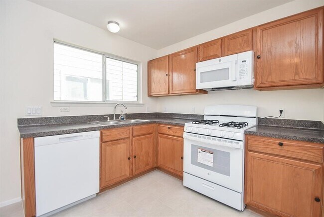 Building Photo - 20638 Patriot Park Ln