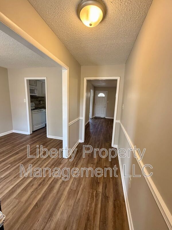 Building Photo - 6512 Sudbury Dr