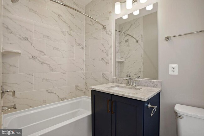 Building Photo - 22958 Clarence Walk Ter