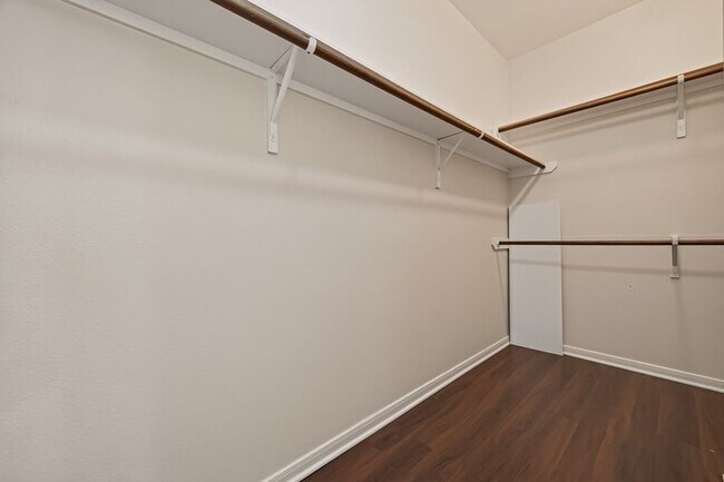Building Photo - 26414 Forest Pine Ln