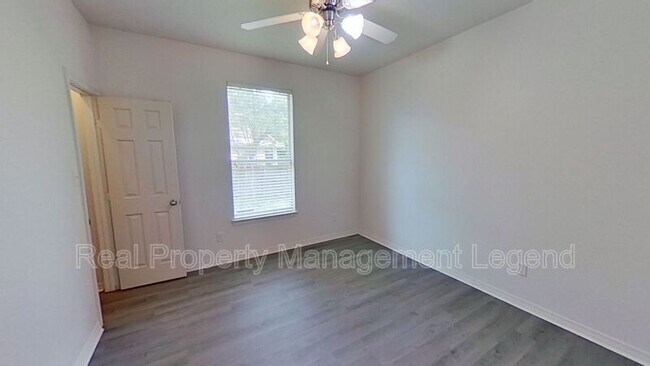 Building Photo - 3706 Karlie Way