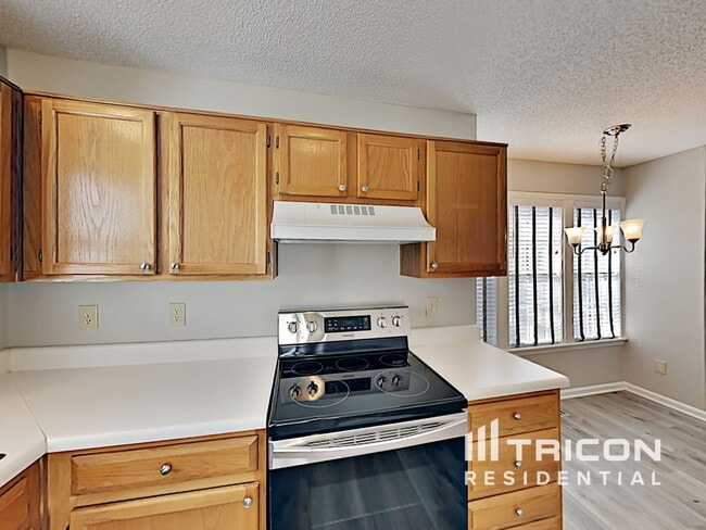 Building Photo - 2113 Ruddy Rd