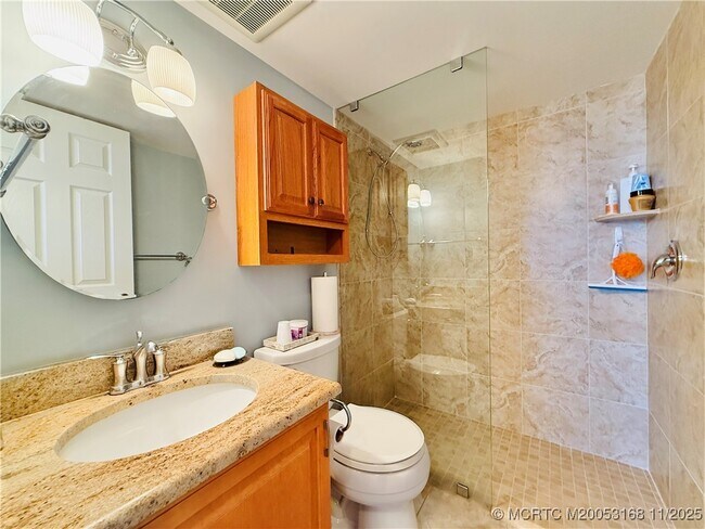 Building Photo - 10680 S Ocean Dr