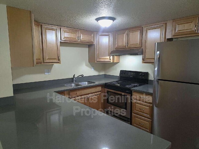 Building Photo - 7155 Tracyton Blvd NW