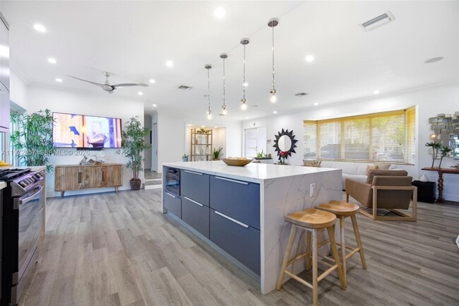 Building Photo - 1871 NE 186th St