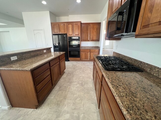 Building Photo - OVER 4000 SQ. FT. EXECUTIVE HOME IN GATED COMMUNITY